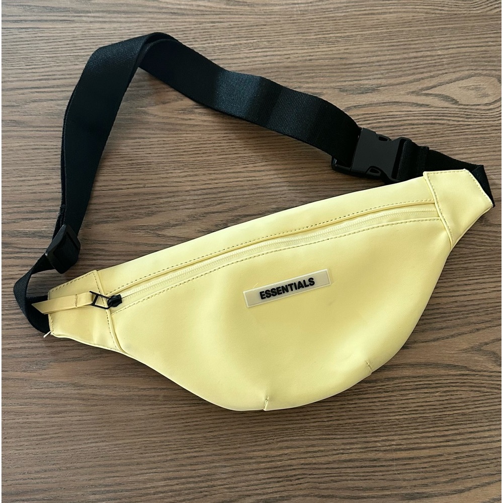 ESSENTIALS Crossbody Bag